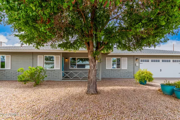 Scottsdale, AZ 85257,8215 E VERNON Avenue