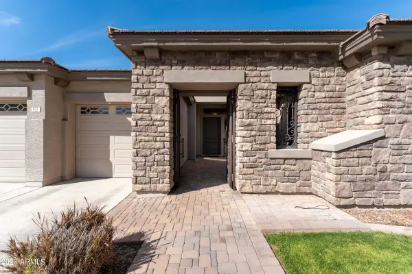 Chandler, AZ 85286,922 W BLUEBIRD Drive