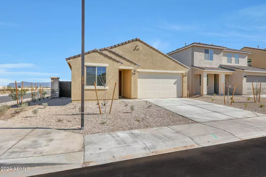 4448 W Mountain Laural Drive, San Tan Valley, AZ 85144