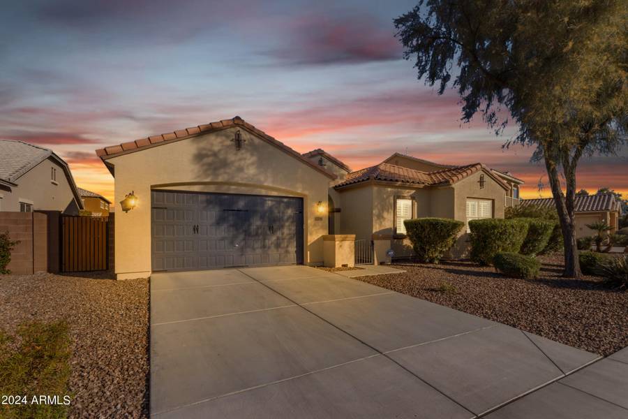 2208 E INDIAN WELLS Drive, Gilbert, AZ 85298