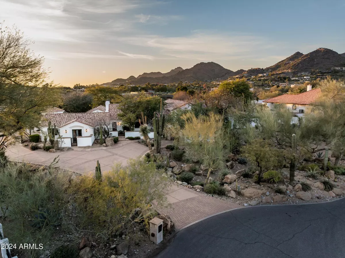 Paradise Valley, AZ 85253,4524 E Pebble Ridge Road