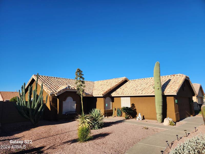 8893 E SLEEPY HOLLOW Trail, Gold Canyon, AZ 85118