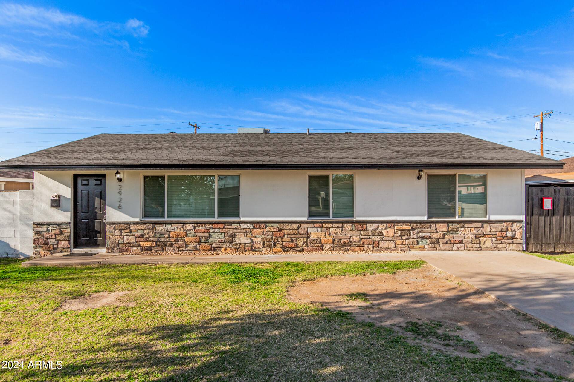 2926 W Hazelwood Street, Phoenix, AZ 85017