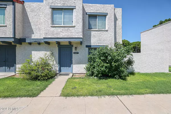 5227 N 42ND Parkway, Phoenix, AZ 85019