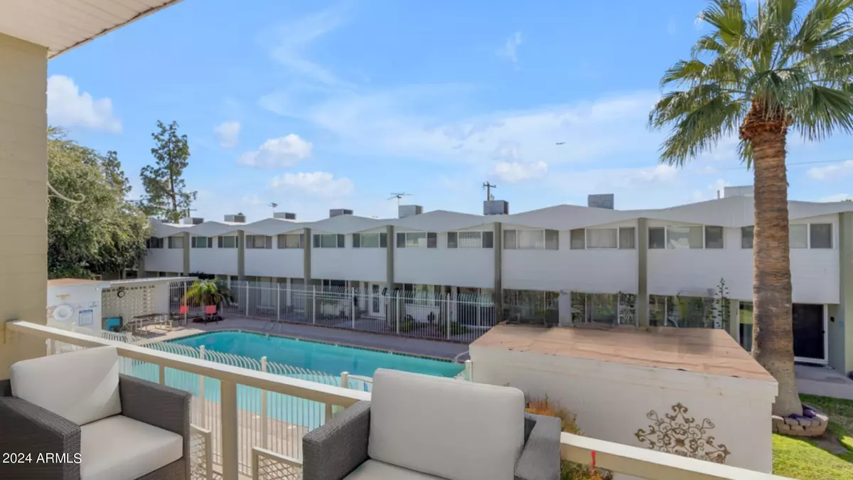 Scottsdale, AZ 85257,815 N HAYDEN Road E #D214