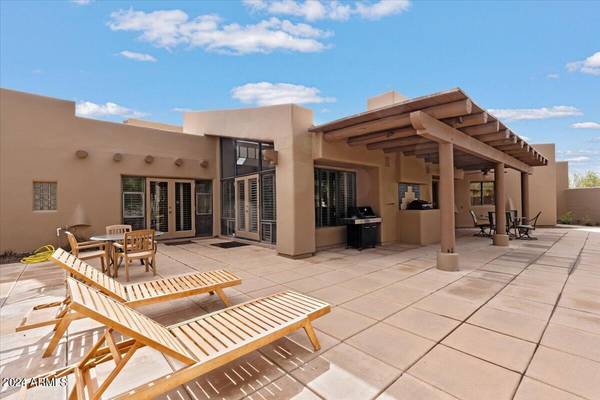 Scottsdale, AZ 85266,9210 E WHITETHORN Circle