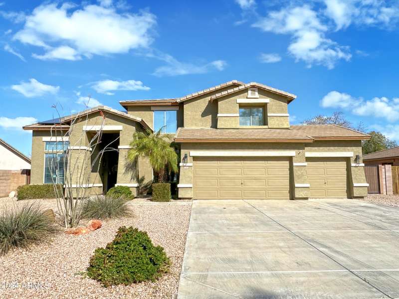 2464 E OAKLAND Street, Gilbert, AZ 85295