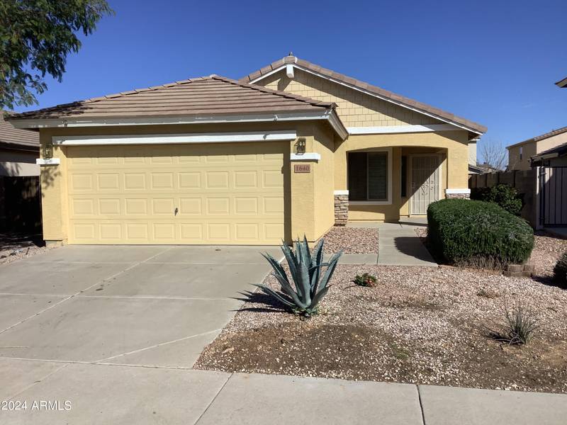 1640 W QUICK DRAW Way, San Tan Valley, AZ 85144