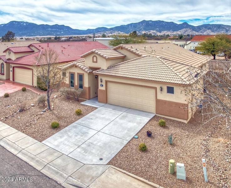 1886 OAK WINDS Drive, Sierra Vista, AZ 85635