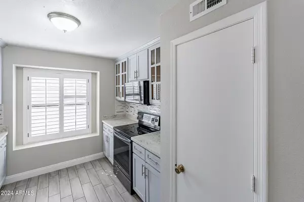 Phoenix, AZ 85037,8814 W INDIANOLA Avenue