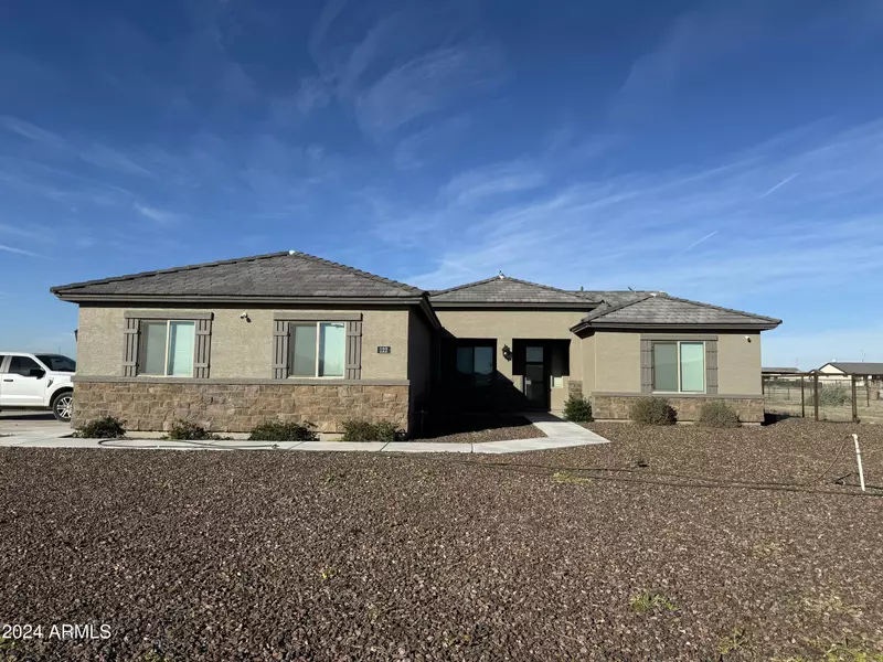 122 N AIR STRIP Road, Buckeye, AZ 85396