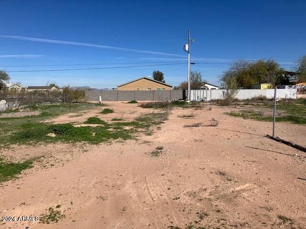 Eloy, AZ 85131,3320 W DESIERTO Drive #7