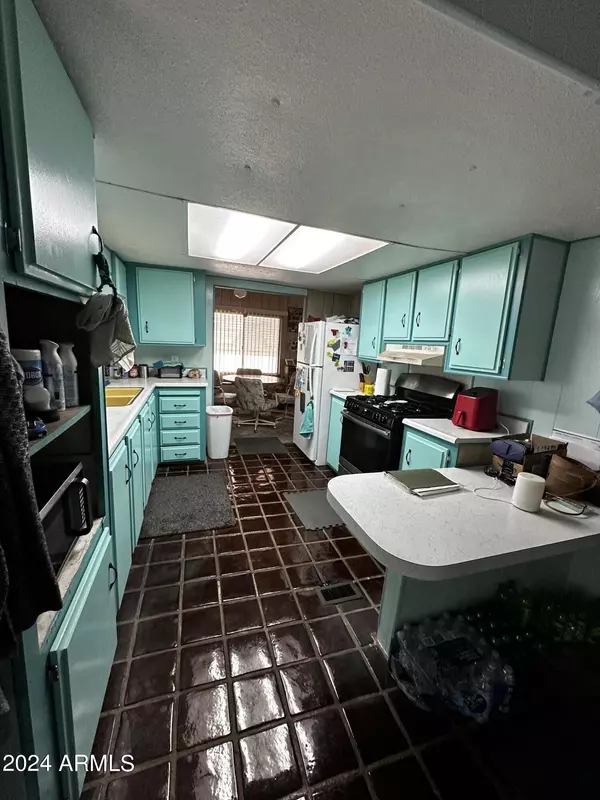 Mesa, AZ 85202,701 S Dobson Road #186