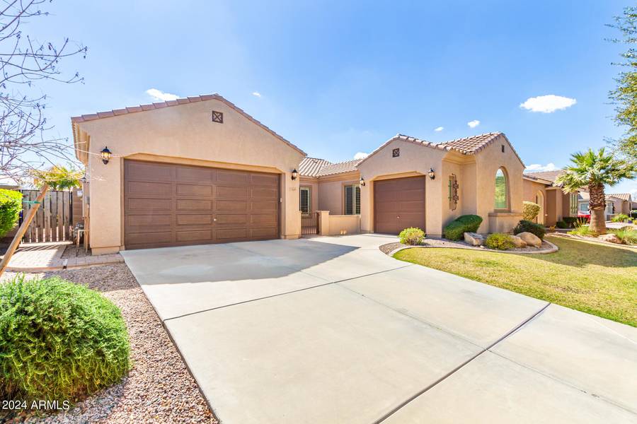 3149 E TONTO Drive, Gilbert, AZ 85298