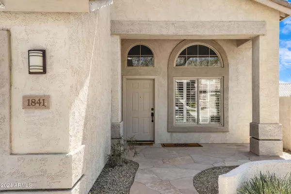 Phoenix, AZ 85045,1841 W BROOKWOOD Court