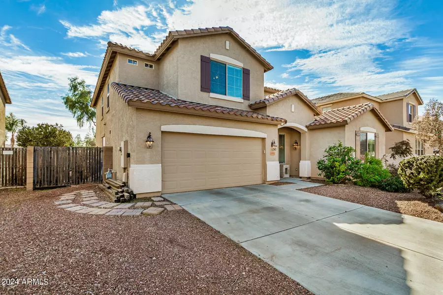 17581 W MARCONI Avenue, Surprise, AZ 85388