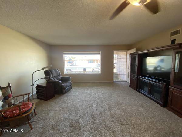 Mesa, AZ 85206,4943 E FLOSSMOOR Avenue