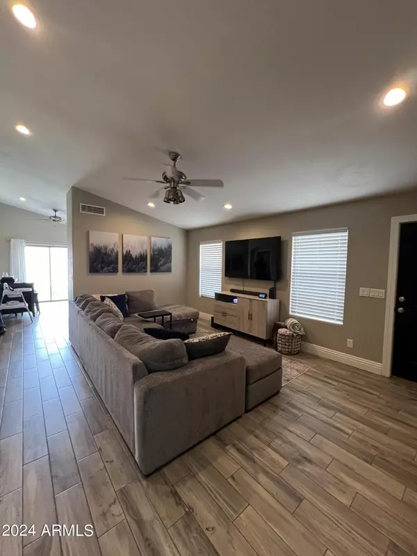 Mesa, AZ 85208,10958 E WIER Avenue