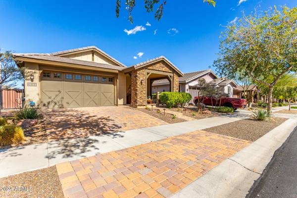 Buckeye, AZ 85396,20744 W MINNEZONA Avenue