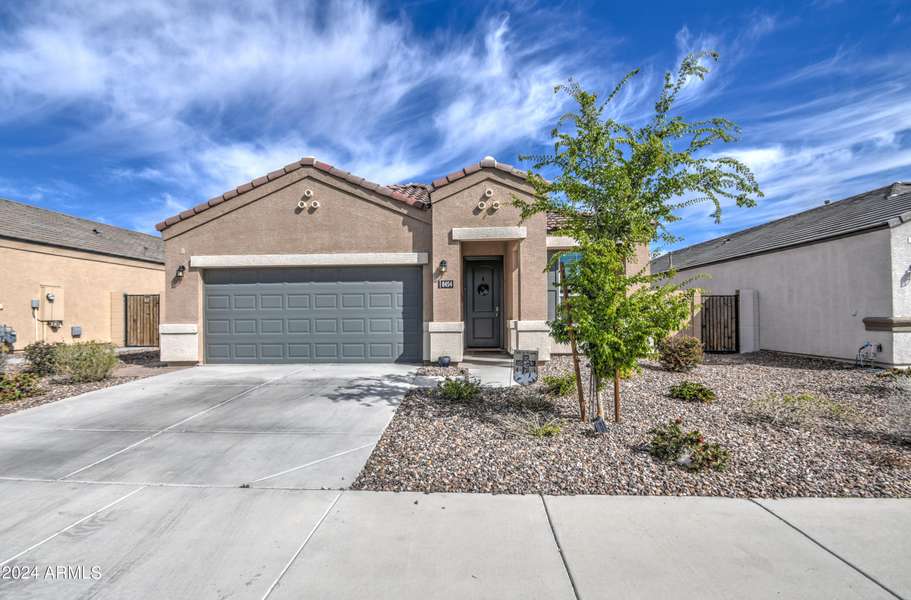 8454 W Springfield Way, Florence, AZ 85132