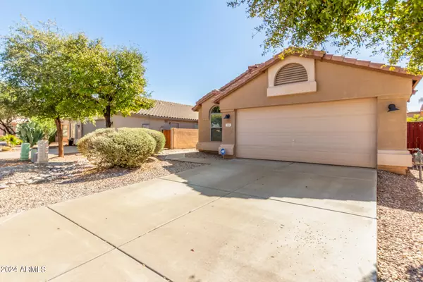 San Tan Valley, AZ 85143,115 W BRAHMAN Boulevard