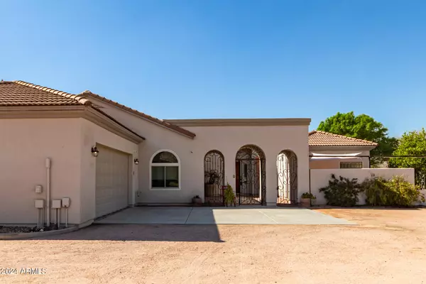 Waddell, AZ 85355,18335 W ORANGEWOOD Avenue