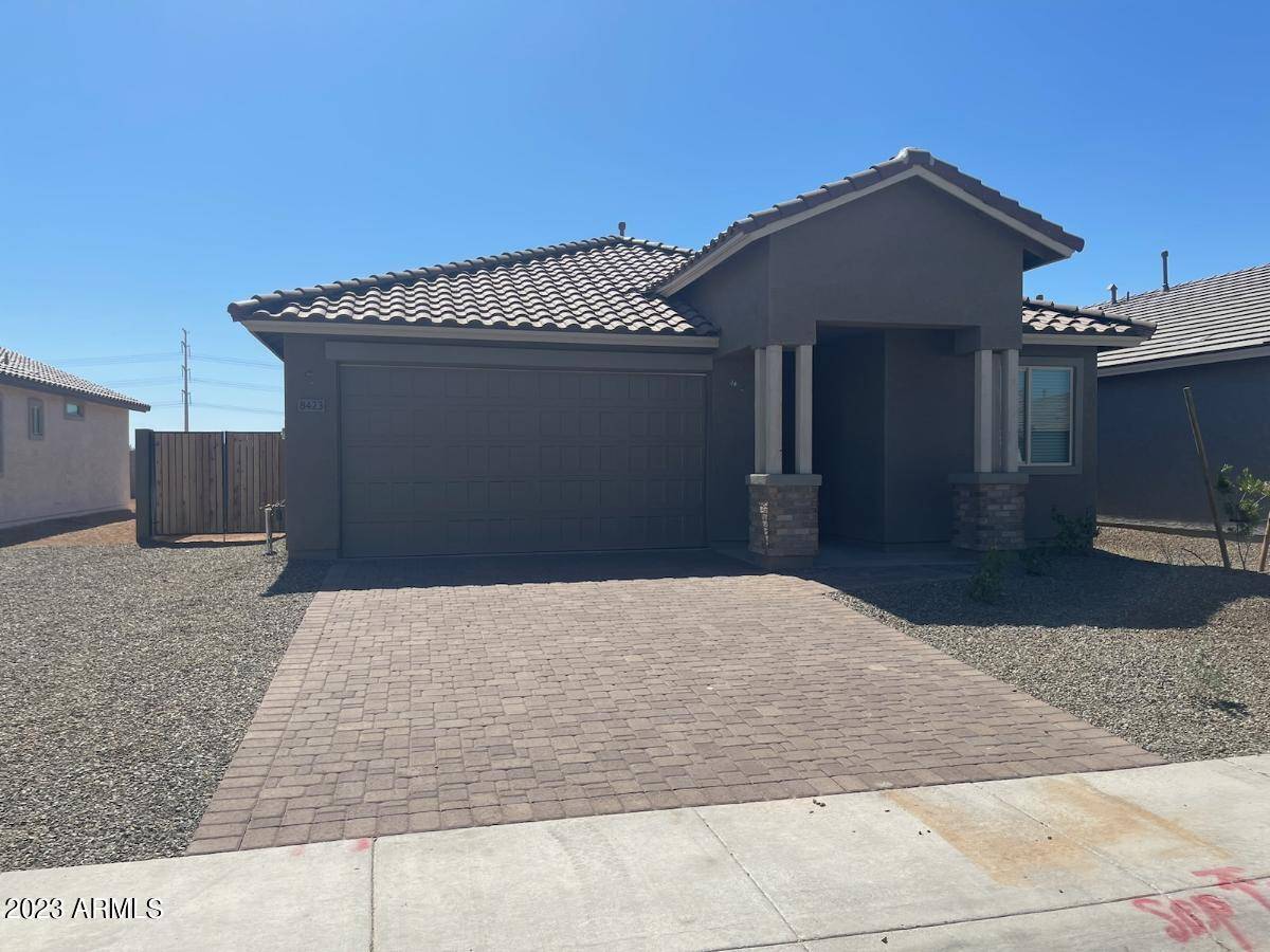 Tolleson, AZ 85353,8423 W ENCINAS Lane