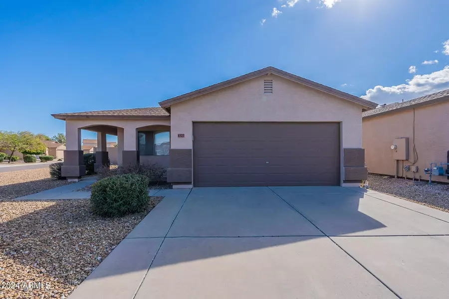 1327 E RENEGADE Trail, San Tan Valley, AZ 85143