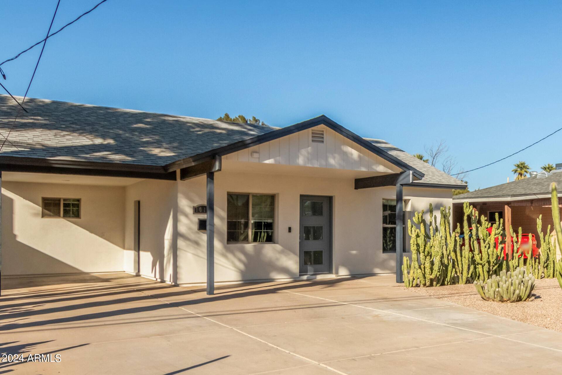 Phoenix, AZ 85014,1014 E MITCHELL Drive