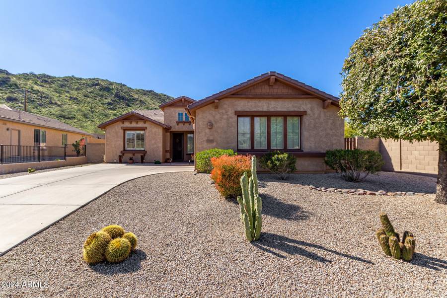 31938 N LARKSPUR Drive, San Tan Valley, AZ 85143