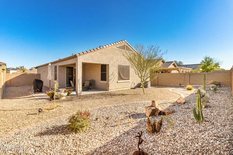 789 W FAIRLANE Court, Casa Grande, AZ 85122