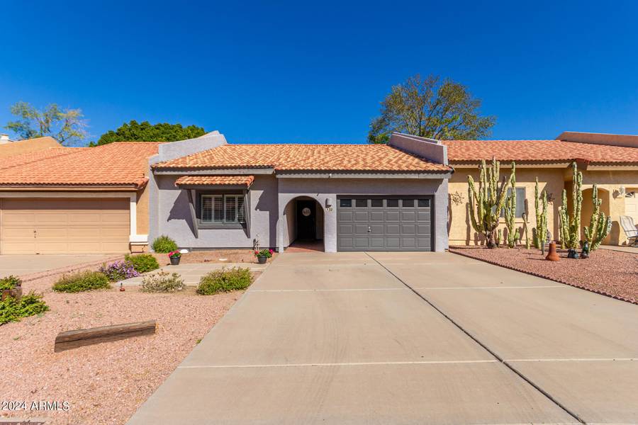 2329 N RECKER Road #32, Mesa, AZ 85215