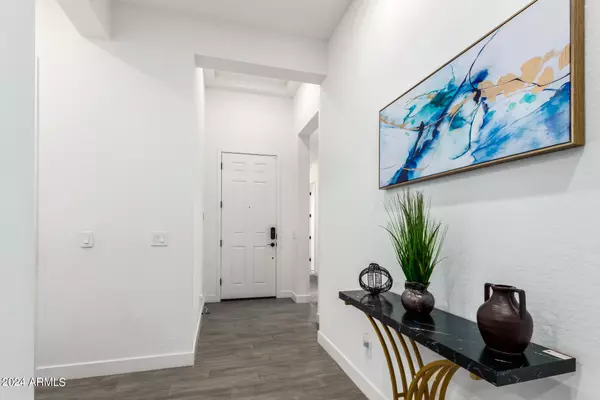 Phoenix, AZ 85050,3425 E CREST Lane