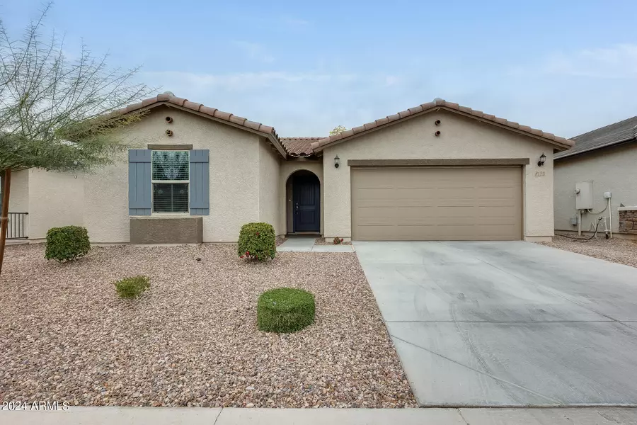 8122 W SANDS Road, Glendale, AZ 85303