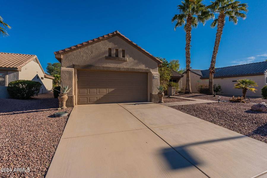 16038 W KINO Drive, Surprise, AZ 85374