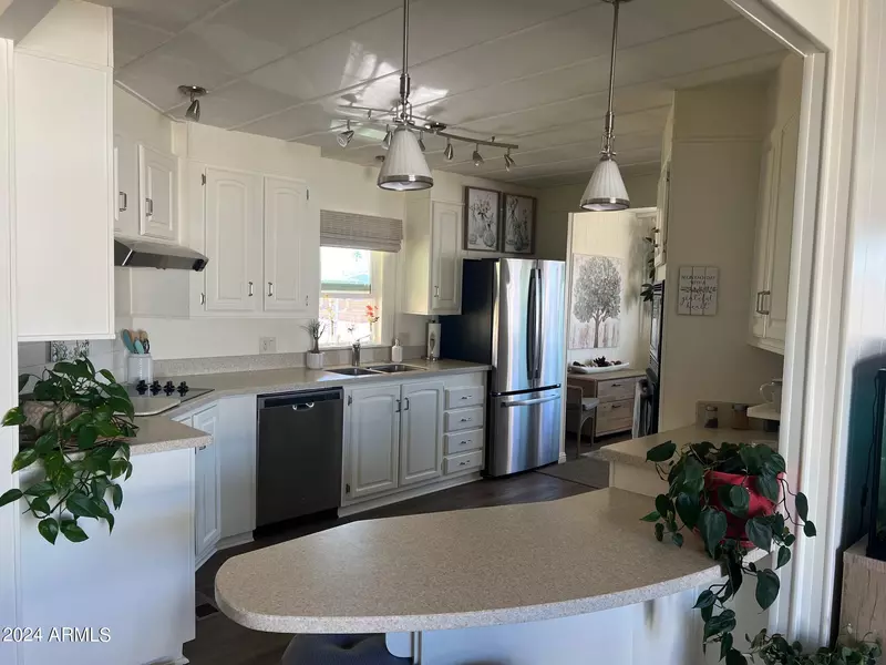 2649 N Trevino Place, Mesa, AZ 85215