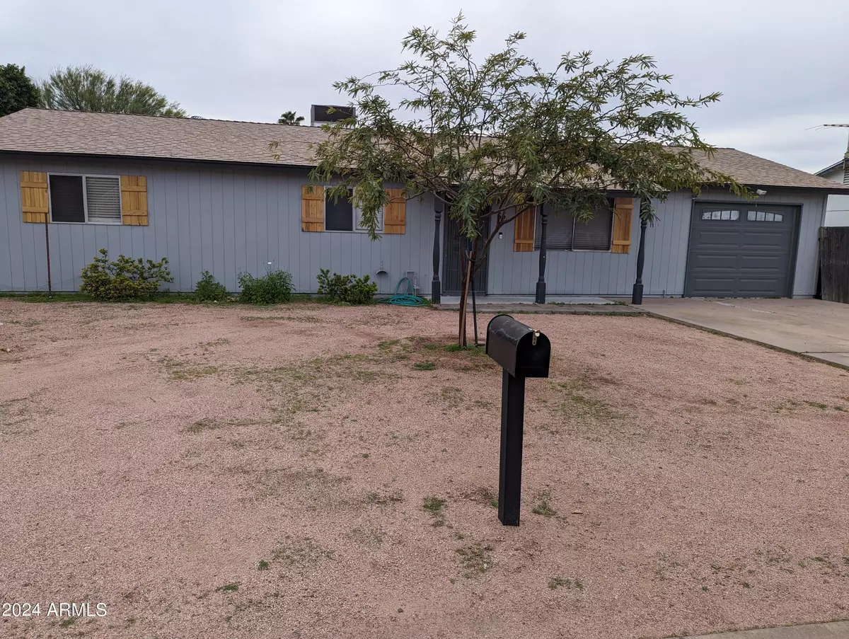 Apache Junction, AZ 85120,55 W 14th Avenue