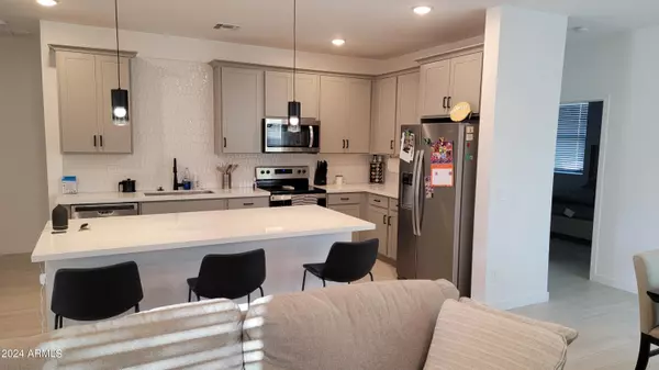 Tolleson, AZ 85353,10624 W ATLANTIS Way