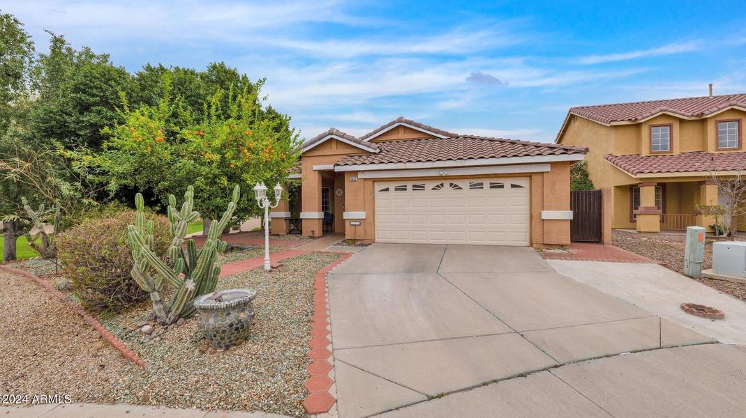 2327 E WINCHESTER Place, Chandler, AZ 85286