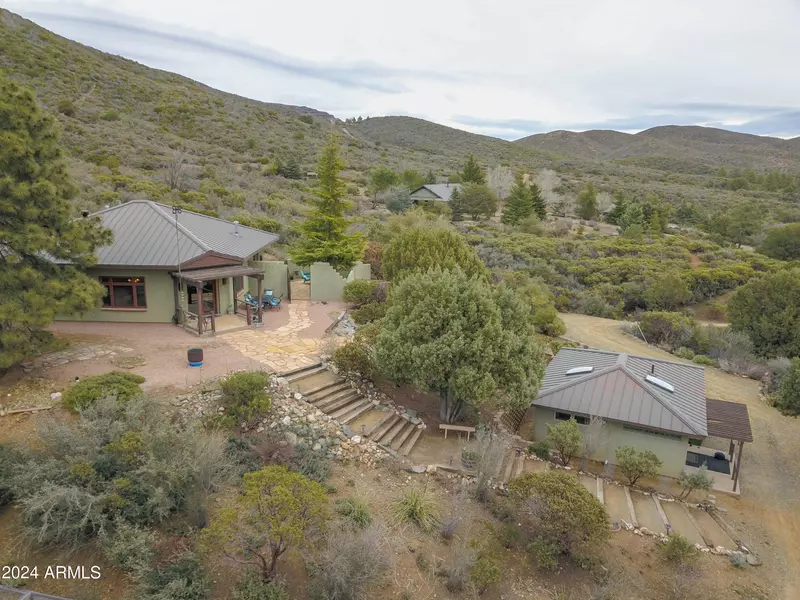 12700 S Pine Creek Trail, Mayer, AZ 86333