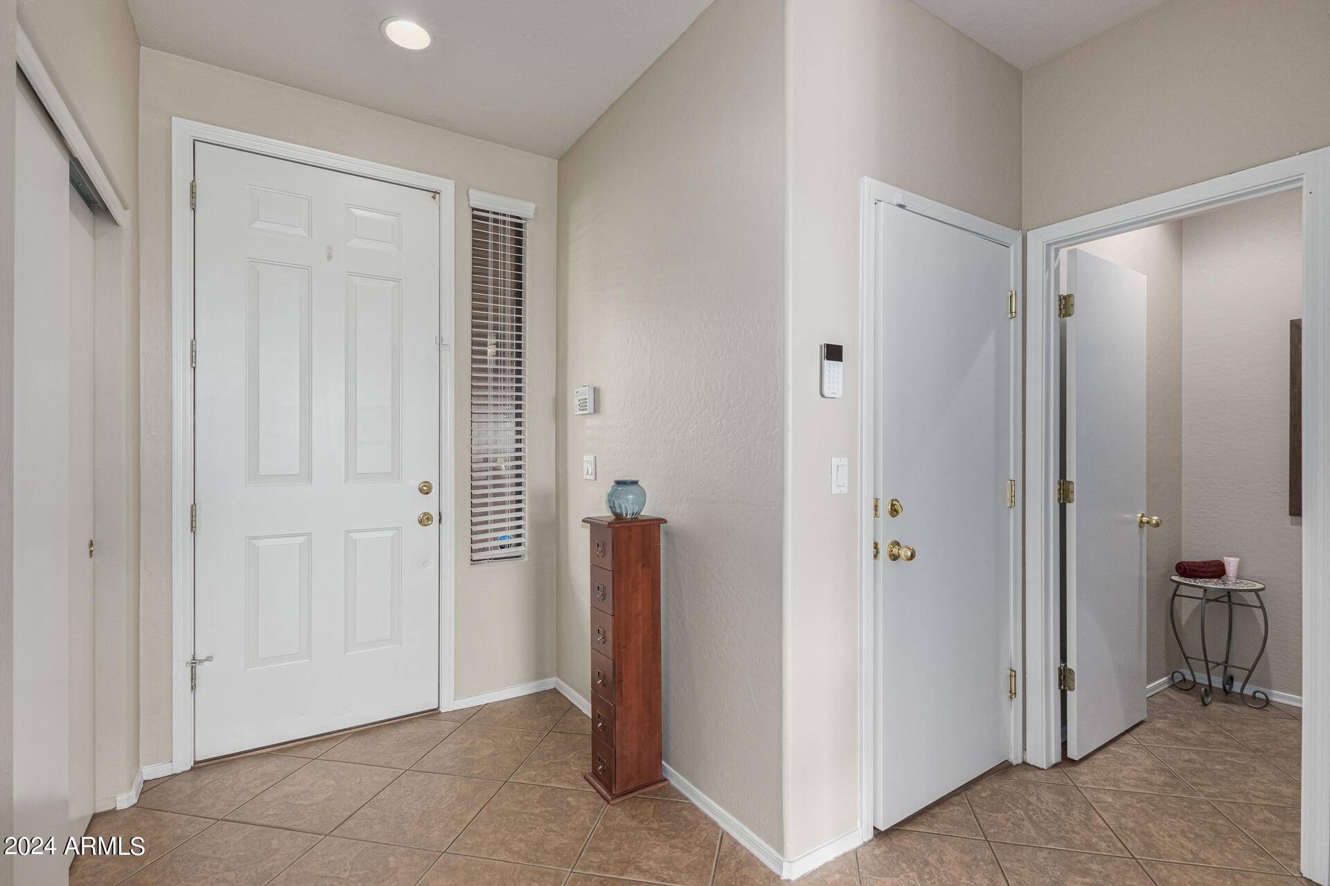 Scottsdale, AZ 85257,7601 E Roosevelt Street #1009
