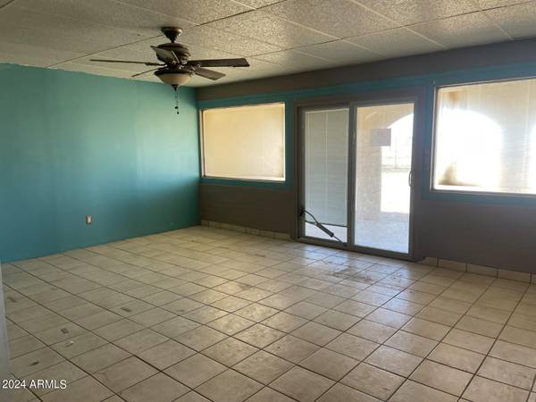 Pearce, AZ 85625,13136 S HIGHWAY 191 --