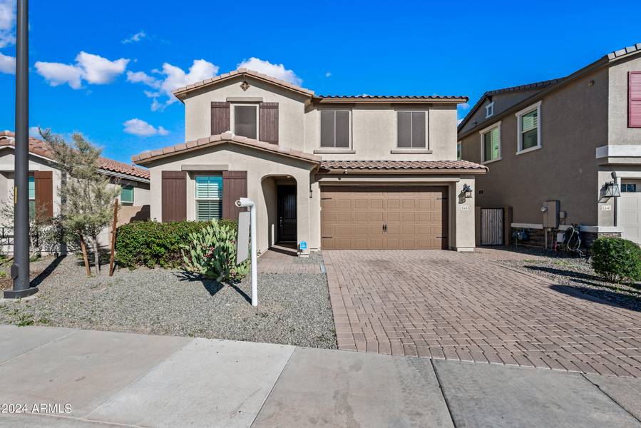 1533 S Honeysuckle Lane, Gilbert, AZ 85296