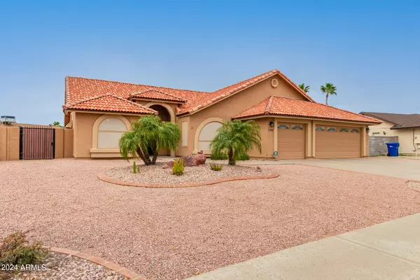 Mesa, AZ 85207,1358 N Rowen --