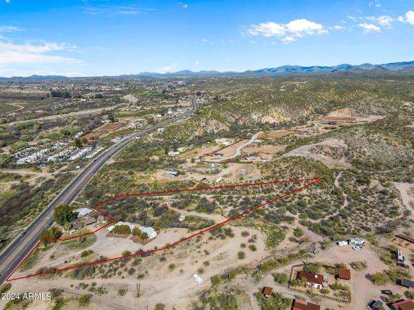 Wickenburg, AZ 85390,51437 N US HIGHWAY 60 89 --