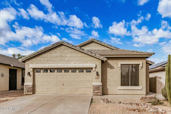 Gilbert, AZ 85296,822 S FERN Court