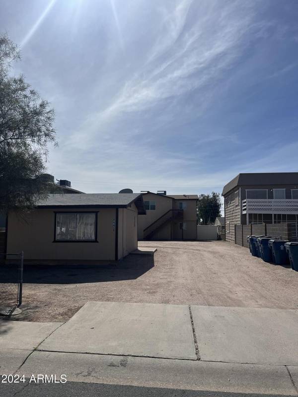 Apache Junction, AZ 85119,465 E 10TH Avenue