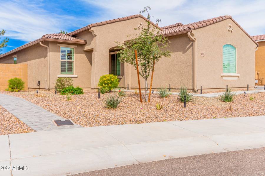 14370 W HEARN Road, Surprise, AZ 85379