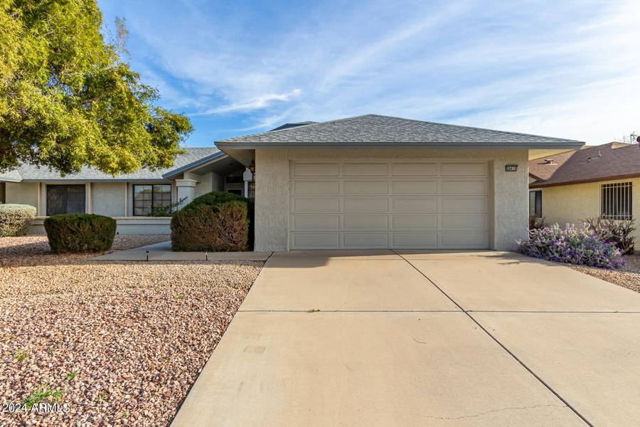 20419 N WINTERGREEN Drive, Sun City West, AZ 85375