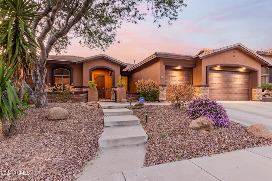 2734 W Adventure Drive, Anthem, AZ 85086